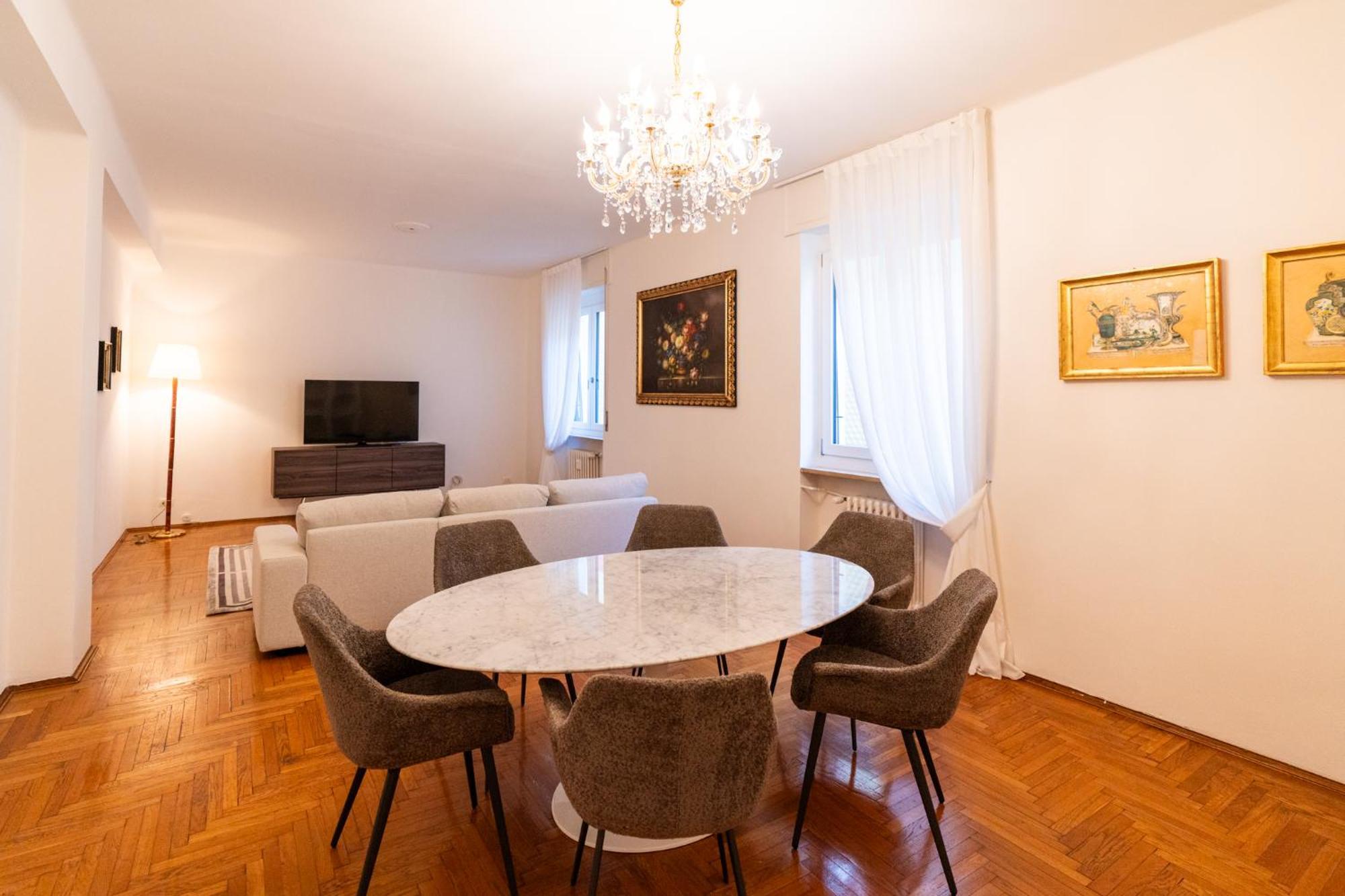 Domus Verona - Elegante Residenza Con Affaccio Su Porta Leoni Room photo